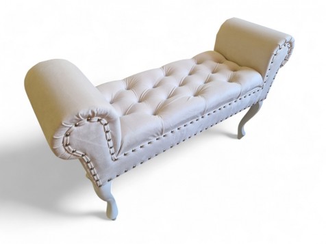 PUFA PODNÓŻEK ŁAWECZKA...