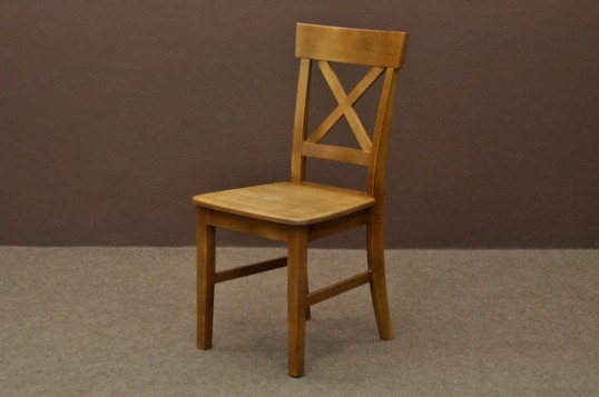 Krzesło z  drewna bukowego...