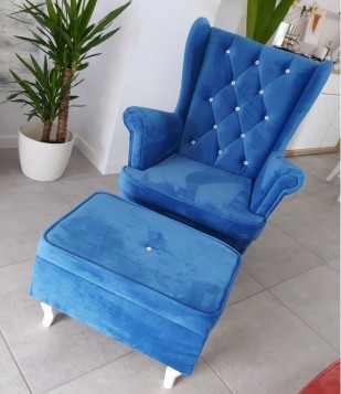 Fotel Uszak z podnóżkiem...